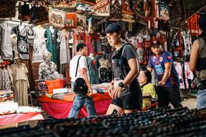 BIB: 
                            <button type="button" onclick="openModal(25555727)" class="btn btn-primary btn-sm float-right btn-popup" data-toggle="modal" data-target=".modal-high-quality">
                        <i class="fas fa-shopping-cart"></i> Add to Cart
                    </button>
                                            <button type="button" onclick="isThisMe(25555727, true)" class="btn btn-success btn-sm float-right btn-popup btn-isme hidden" data-toggle="tooltip" data-placement="bottom" title="นี่คือรูปของคุณใช่ไหม คลิกที่นี่เพื่อเอาเข้าอัลบั้ม">
                        <i class="fas fa-plus"></i> Add to album
                    </button>
                    <button type="button" onclick="isThisMe(25555727, false)" class="btn btn-warning btn-sm float-right btn-popup btn-isnotme hidden">
                        <i class="fas fa-ban"></i> Remove from album
                    </button>